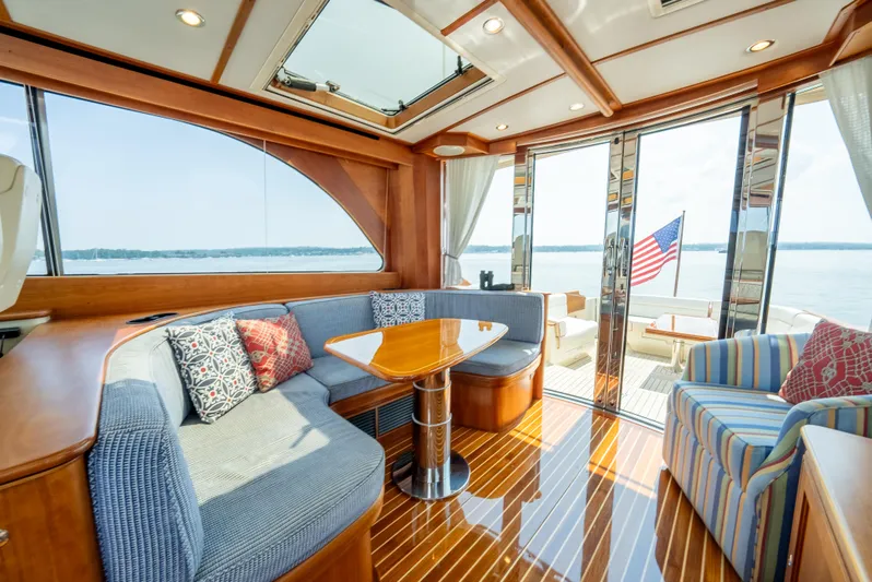 Concerto In Sea Yacht Photos Pics Salon Table