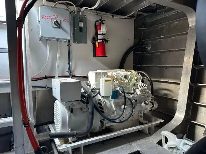  Yacht Photos Pics 2018 Custom 64 Crew Boat - Image 28