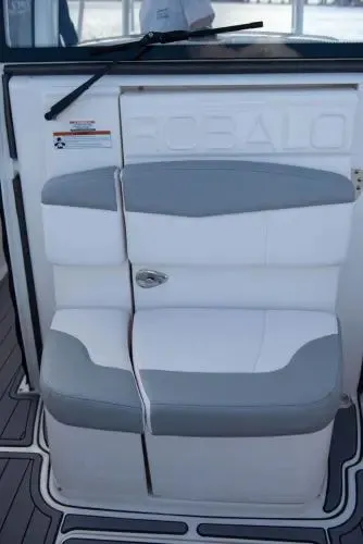  Yacht Photos Pics 2020 Robalo R302 Center Console - Image 29