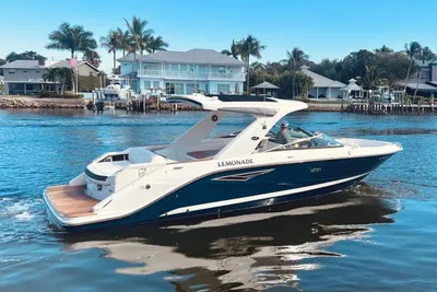 Sea Ray 310 SLX