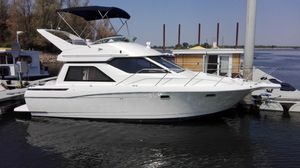 1998 Bayliner 3258 Avanti Fly