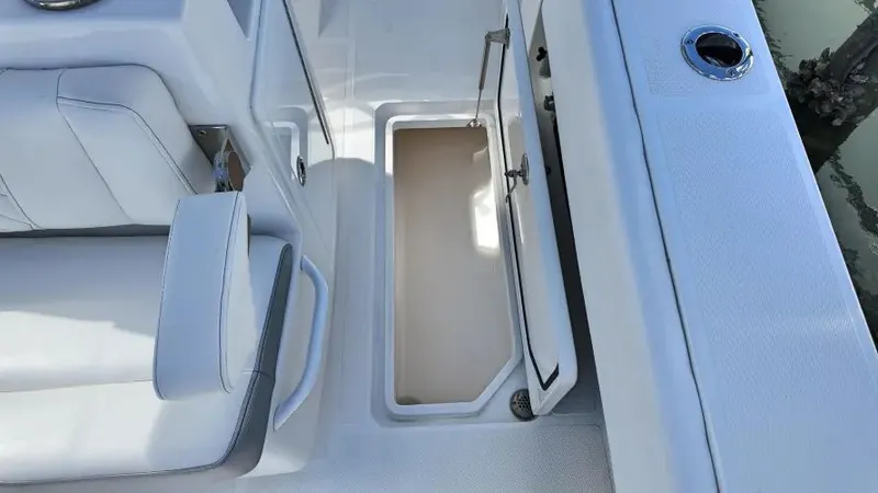  Yacht Photos Pics 2022 Fountain 38 Tournament Edition - Image 52