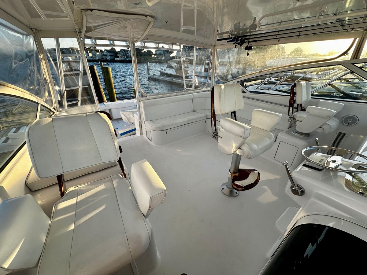 2005 Viking 45 