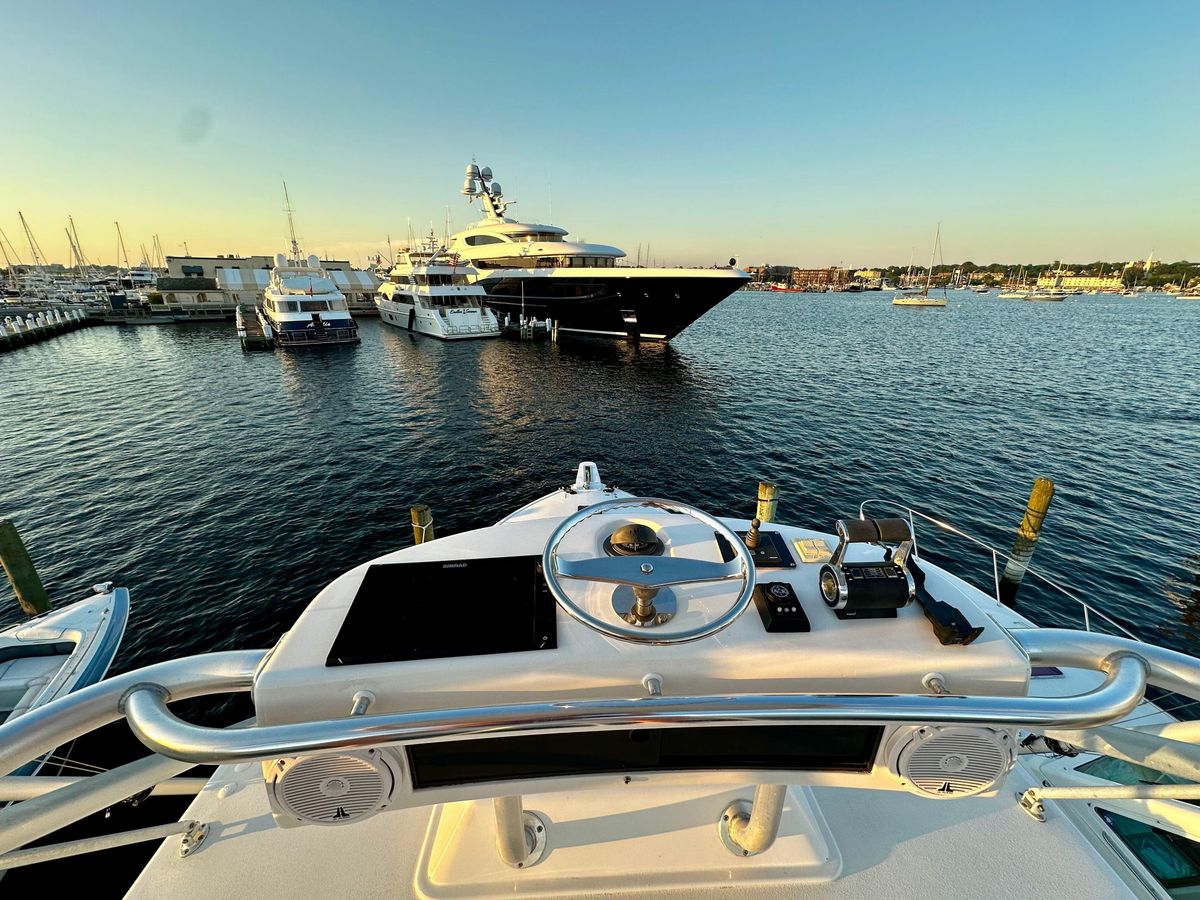 2005 Viking 45 