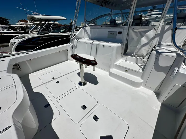 Shangri-la-de-dah Yacht Photos Pics 2005 Viking Yachts 45’ Open Express “SHANGRI LA DE DAH” Offered by Northstar Yacht Sales - Please Contact: Chris Carney, CPYB at 401-633-2070