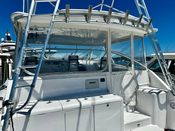 Shangri-la-de-dah Yacht Photos Pics 2005 Viking Yachts 45’ Open Express “SHANGRI LA DE DAH” Offered by Northstar Yacht Sales - Please Contact: Chris Carney, CPYB at 401-633-2070