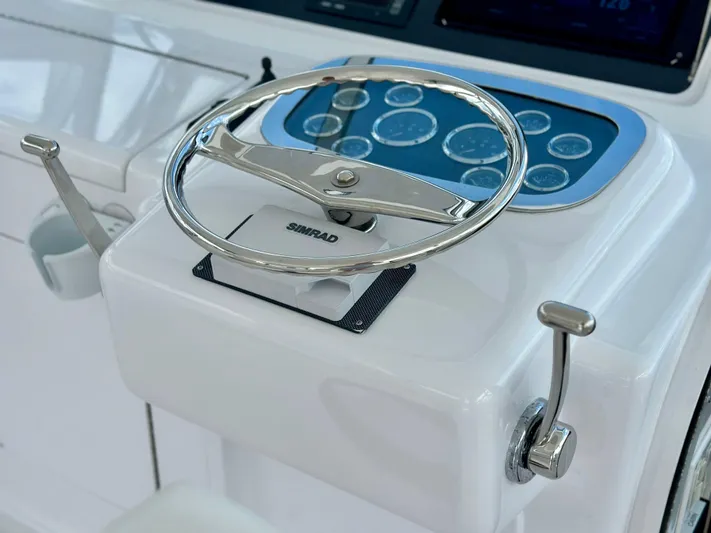 Shangri-la-de-dah Yacht Photos Pics 2005 Viking Yachts 45’ Open Express “SHANGRI LA DE DAH” Offered by Northstar Yacht Sales - Please Contact: Chris Carney, CPYB at 401-633-2070