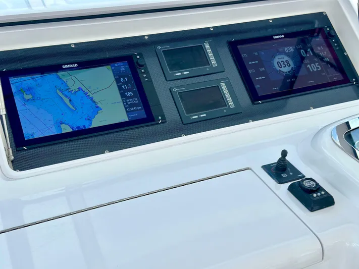 Shangri-la-de-dah Yacht Photos Pics 2005 Viking Yachts 45’ Open Express “SHANGRI LA DE DAH” Offered by Northstar Yacht Sales - Please Contact: Chris Carney, CPYB at 401-633-2070