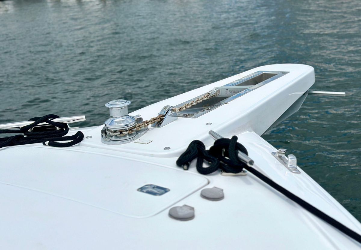 2005 Viking 45 