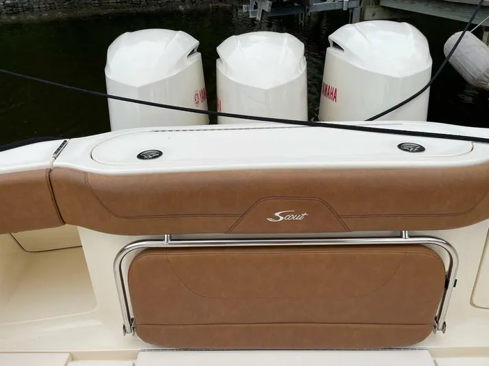  Yacht Photos Pics 2016 Scout 350 LXF boat with Yamaha outboard engines, featuring brown leather seating.