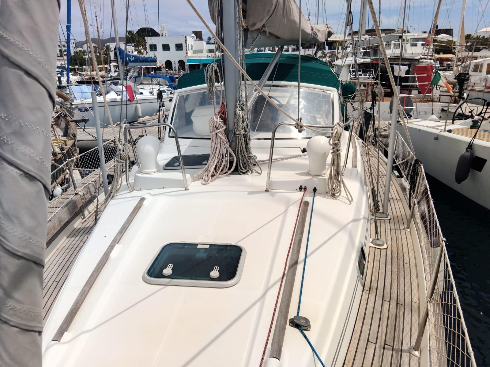 2000 Beneteau Oceanis 40 CC Clipper Cruiser for sale - YachtWorld