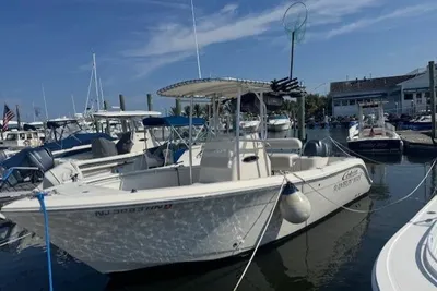 2014 Cobia 217 Center Console