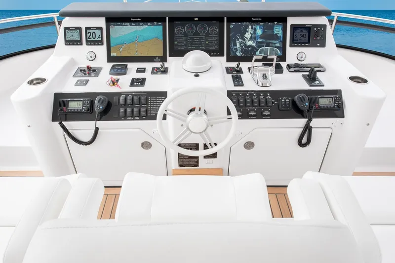 One Life Yacht Photos Pics 