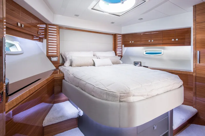 One Life Yacht Photos Pics 