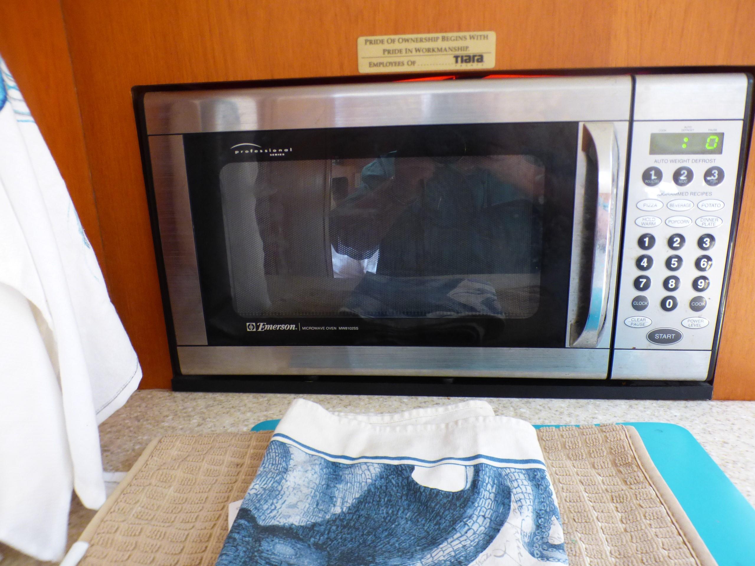 emerson microwave mw8102ss