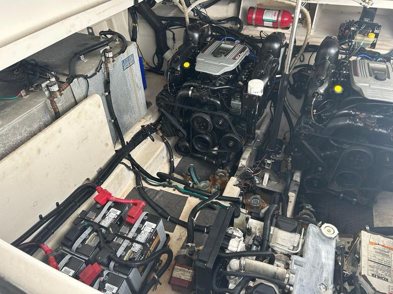 2011 Sea Ray 350 Sundancer