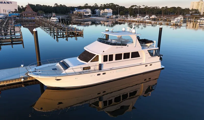 Fin Stabilizer Equipped Yacht Photos Pics 
