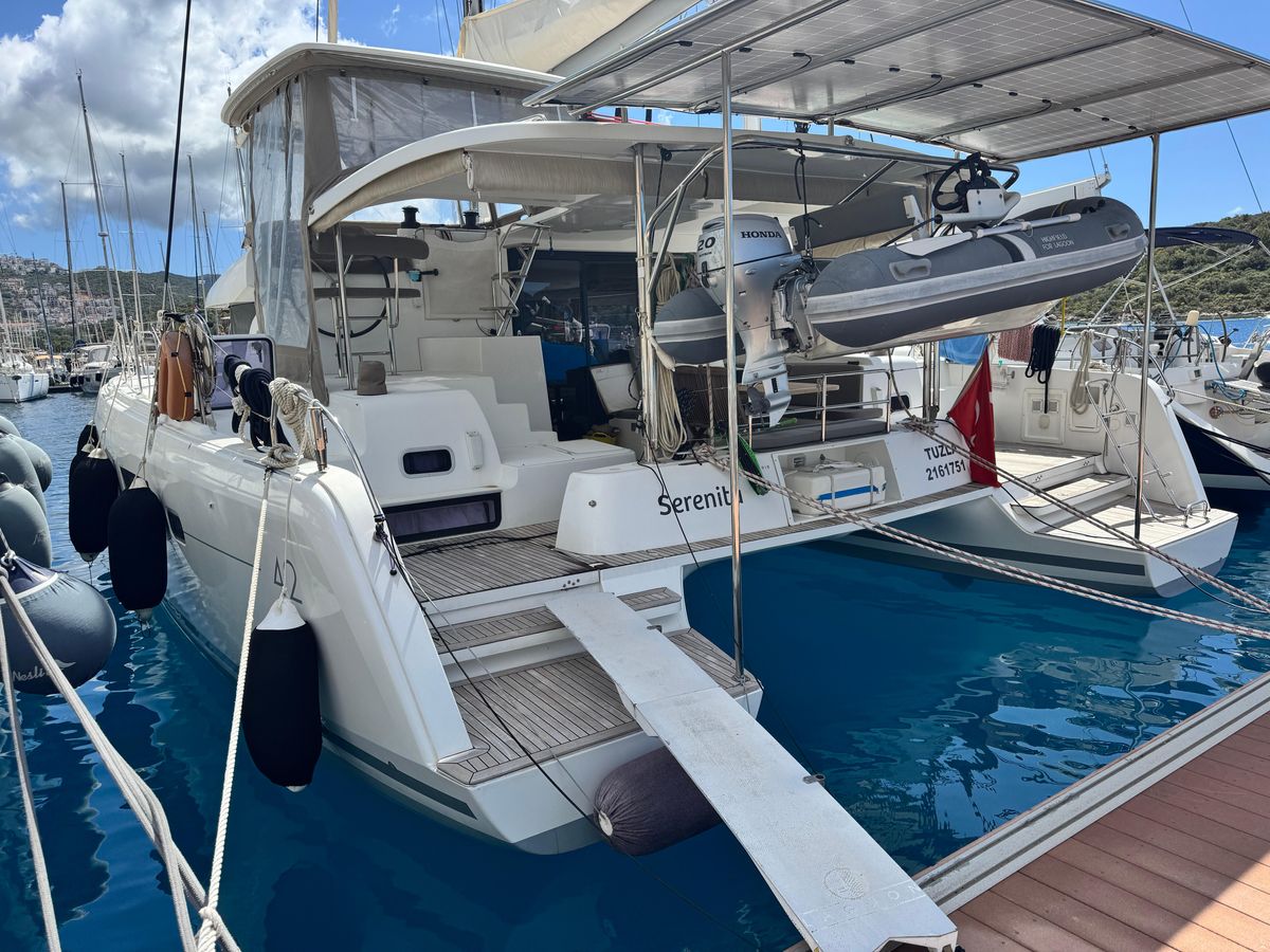 2016 Lagoon 42 