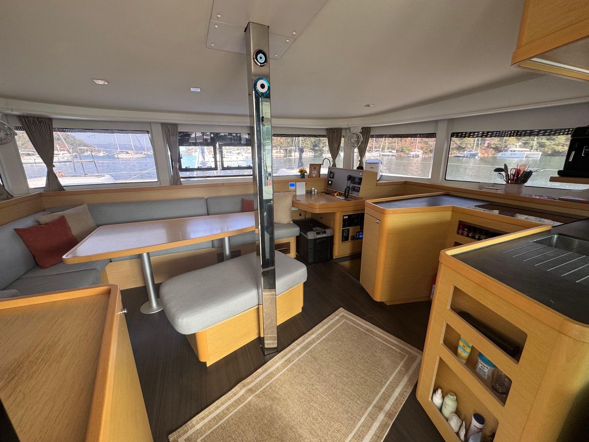 2016 Lagoon 42 