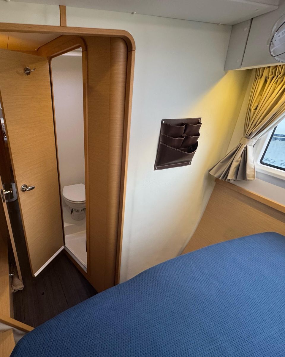 2016 Lagoon 42 