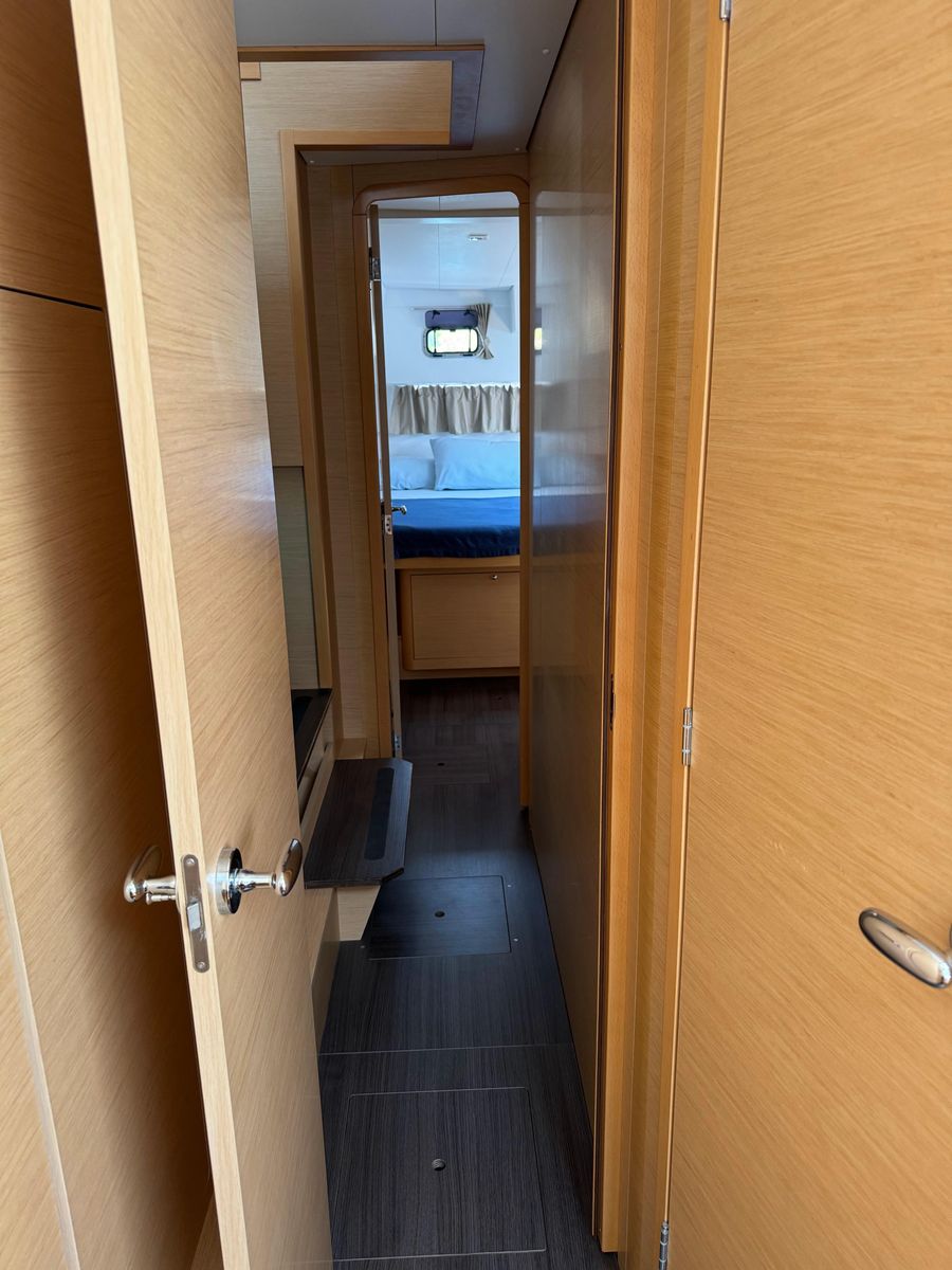 2016 Lagoon 42 