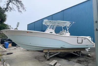 2019 Sea Fox 328 Commender