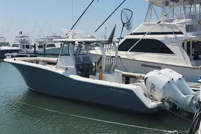 Tidewater 320 CC Adventure