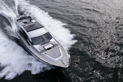 Galeon 700 Sky