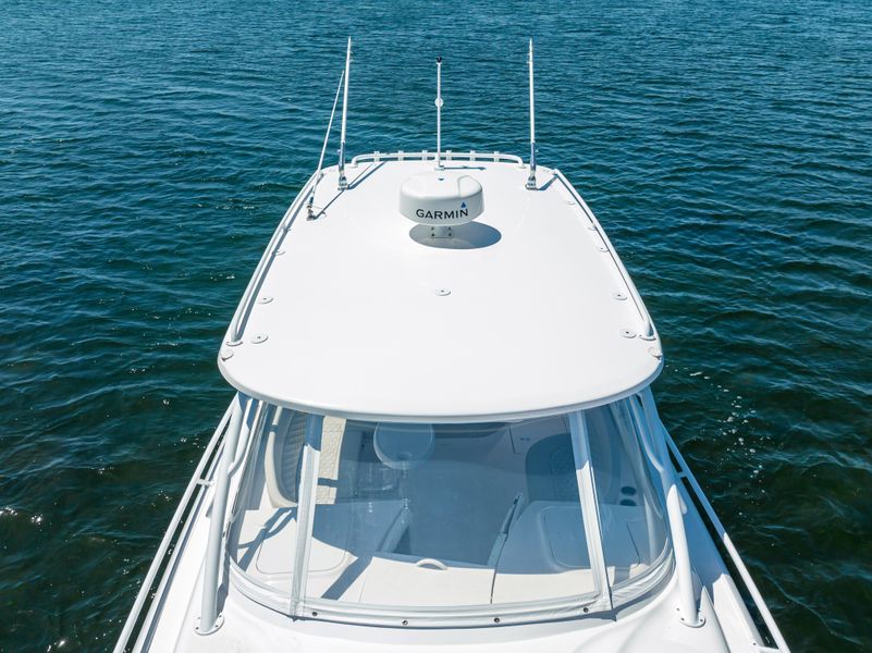 2022 Intrepid 409 Valor