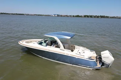 Chris-Craft Launch 31 GT