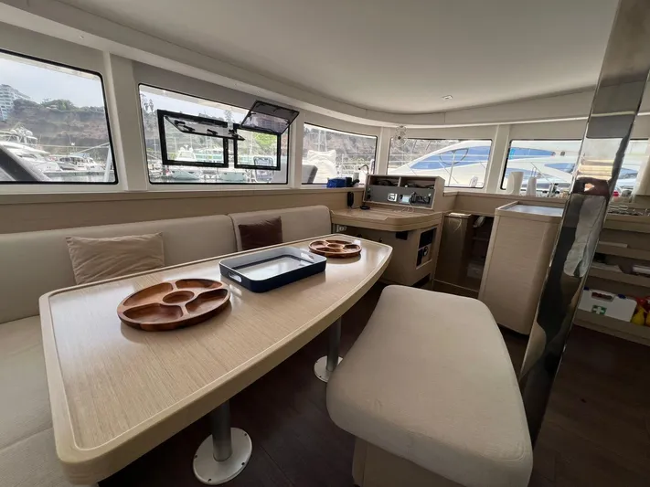 Lottus 2 Yacht Photos Pics www.globe-sailing.com