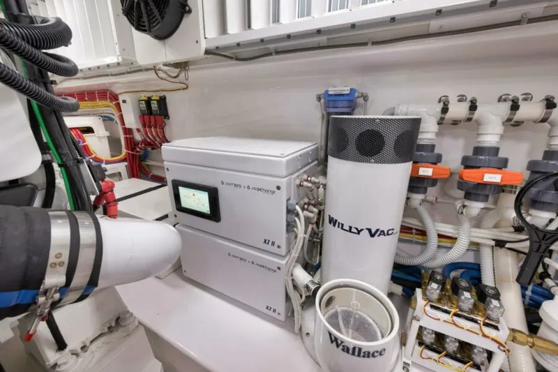 Galati Yacht Sales Trade Yacht Photos Pics 2024 Viking 68 Convertible- GYS TRADE- Engine Room