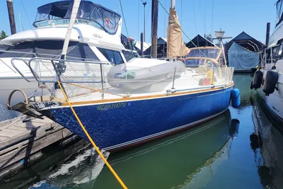 C&C Landfall 38