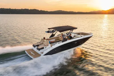 2025 Sea Ray SDX 290