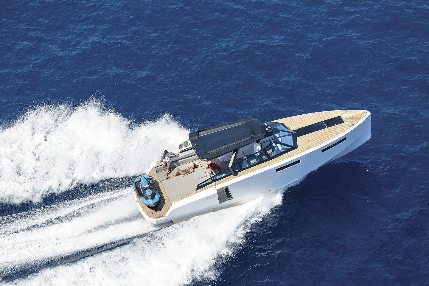 2024 Evo Yachts R4 Cruiser for sale - YachtWorld