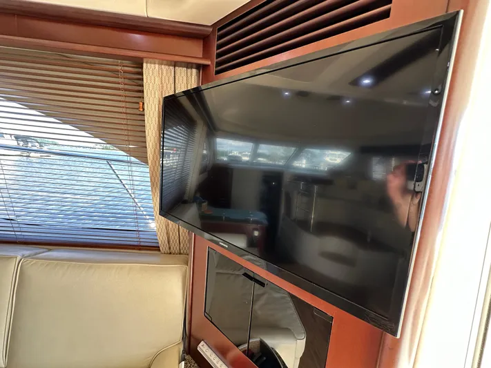 Pura Vida Yacht Photos Pics 