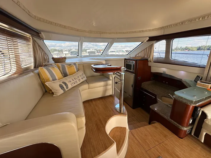 Pura Vida Yacht Photos Pics 