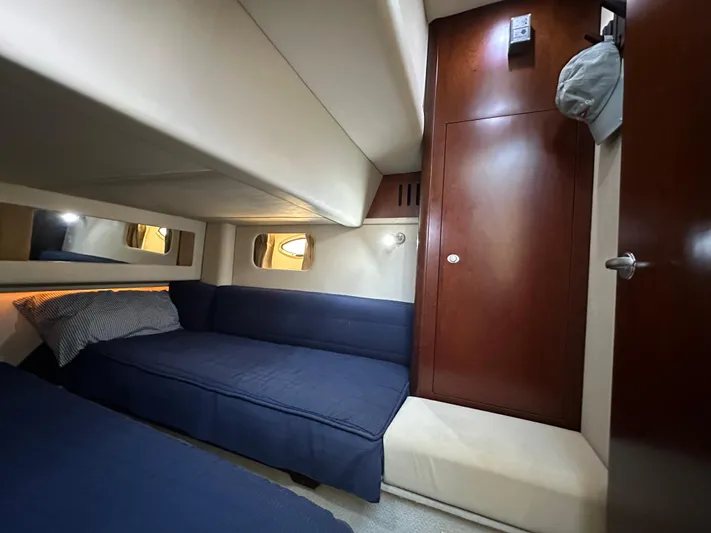 Pura Vida Yacht Photos Pics 