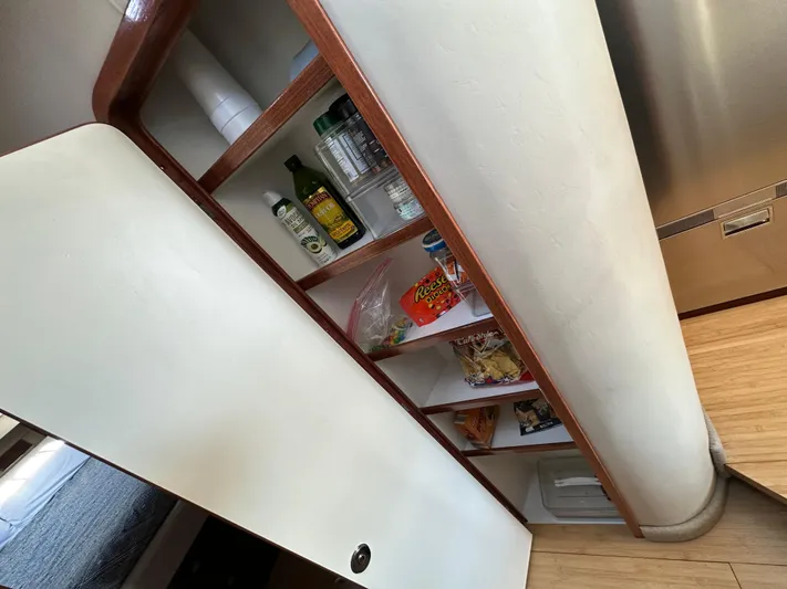 Pura Vida Yacht Photos Pics 