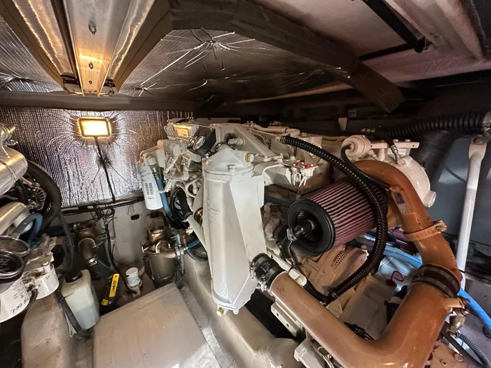 Pura Vida Yacht Photos Pics 