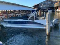 2023 Avalon Catalina 2585 Elite