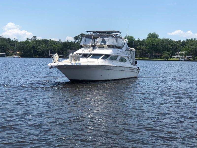 1995 Sea Ray 440 / 450 Express Bridge