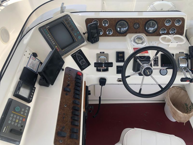 1995 Sea Ray 440 / 450 Express Bridge