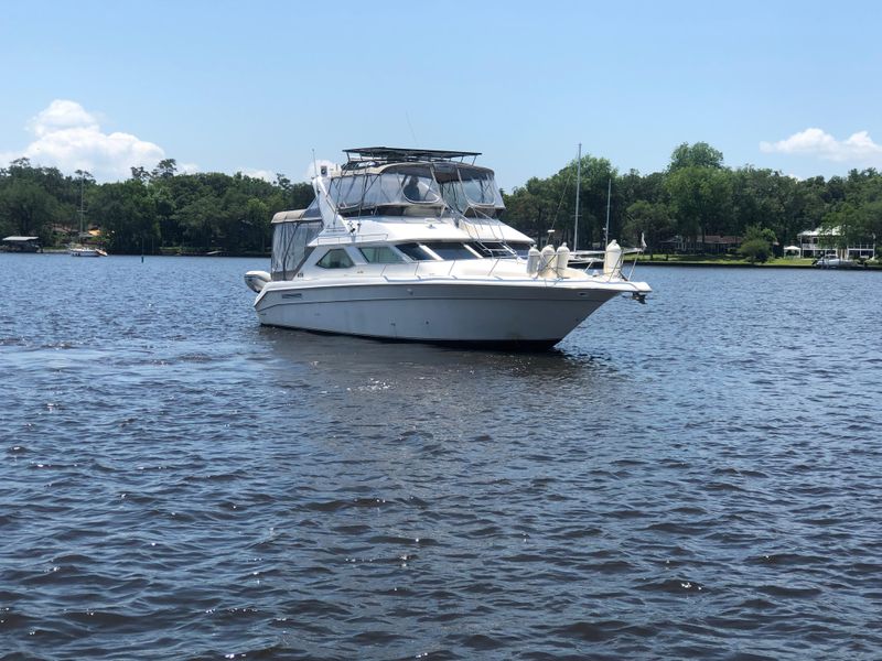 1995 Sea Ray 440 / 450 Express Bridge