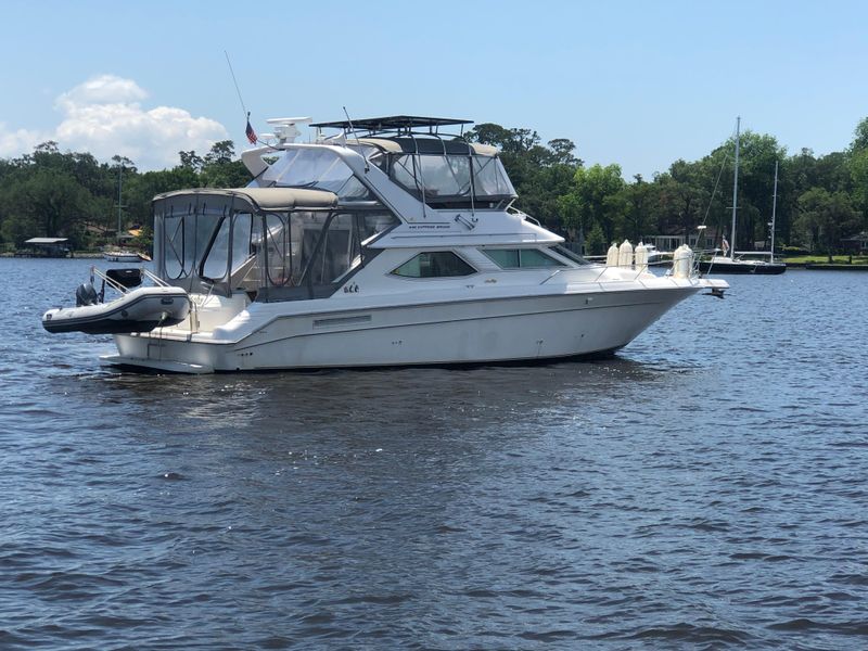 1995 Sea Ray 440 / 450 Express Bridge