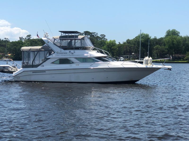 1995 Sea Ray 440 / 450 Express Bridge