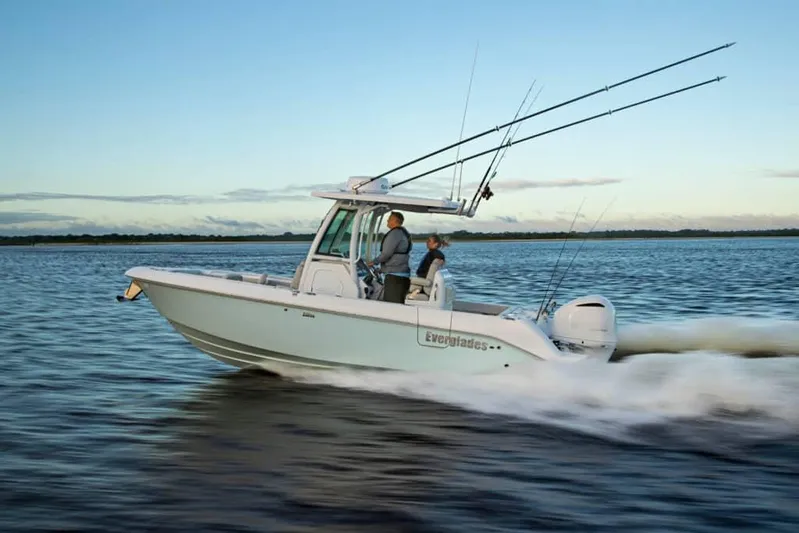 White Yacht Photos Pics Sister Ship