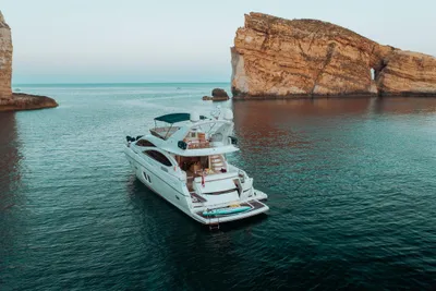 2008 Sunseeker Manhattan 70