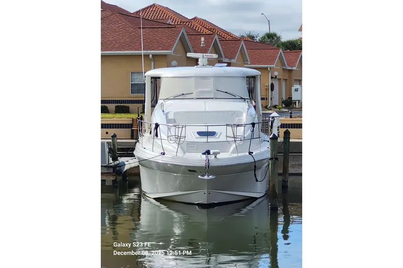 Magnolia Belle Yacht Photos Pics Magnolia Belle at her slip.