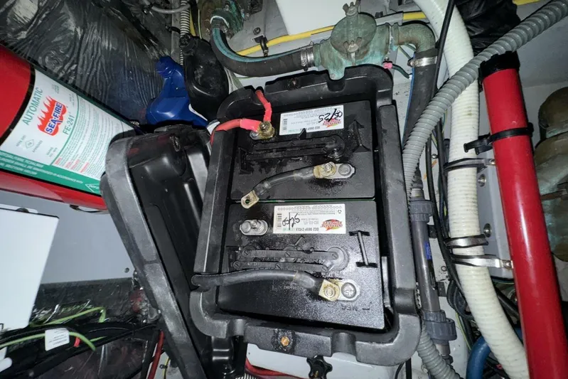 Done Building Yacht Photos Pics Battery compartment of 2008 Meridian 459 Motoryacht with fire extinguisher and wiring.
